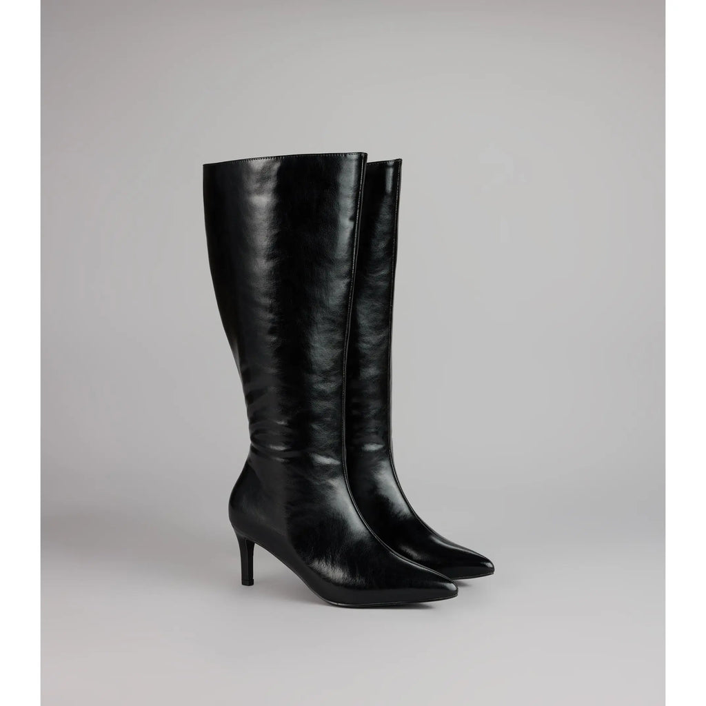 Black Glossy Knee-High Pointed Toe Boots