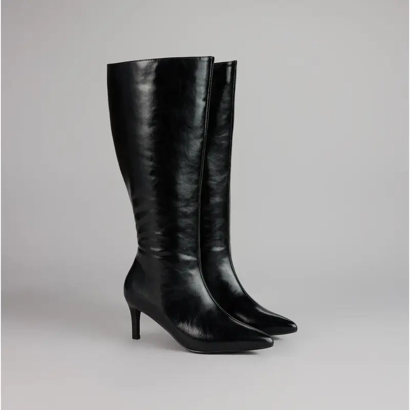 Black Glossy Knee-High Pointed Toe Boots
